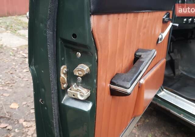 Зелений ГАЗ 24 Волга, об'ємом двигуна 2.4 л та пробігом 110 тис. км за 10000 $, фото 21 на Automoto.ua