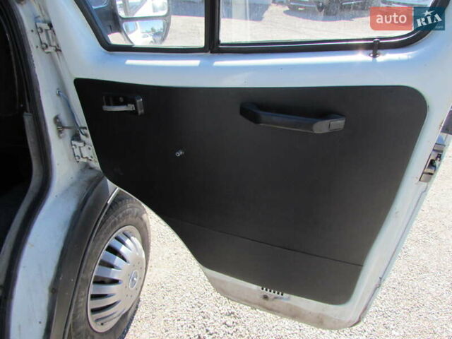 Белый ГАЗ 2705 Газель, объемом двигателя 2.4 л и пробегом 221 тыс. км за 2200 $, фото 10 на Automoto.ua