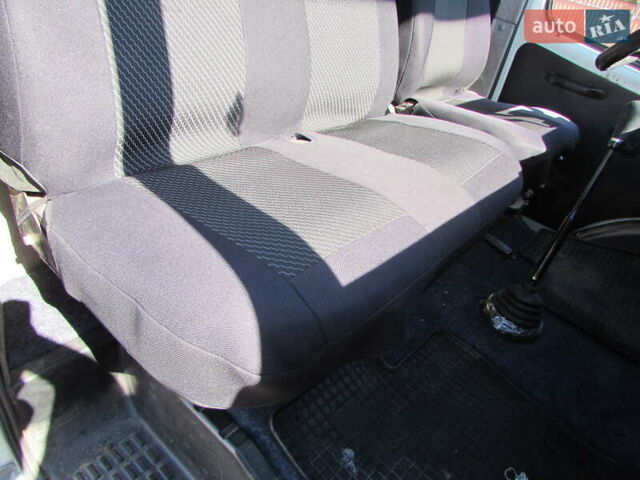 Белый ГАЗ 2705 Газель, объемом двигателя 2.4 л и пробегом 221 тыс. км за 2200 $, фото 13 на Automoto.ua