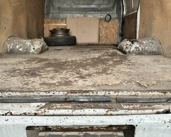 Білий ГАЗ 2705 Газель, об'ємом двигуна 2.46 л та пробігом 100 тис. км за 1100 $, фото 4 на Automoto.ua