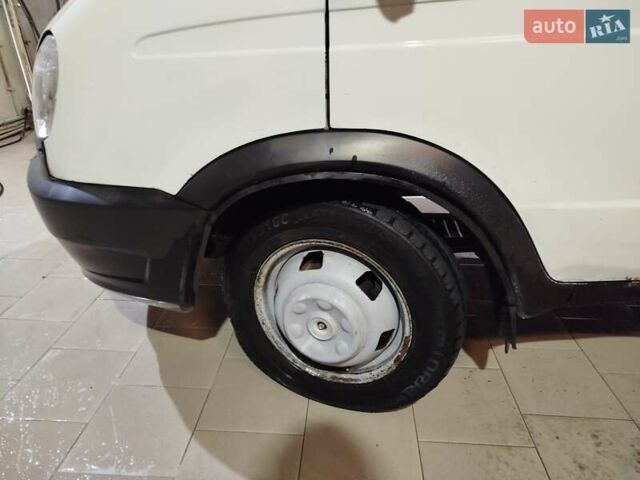 Белый ГАЗ 2705 Газель, объемом двигателя 2.89 л и пробегом 401 тыс. км за 2350 $, фото 6 на Automoto.ua