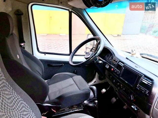 Белый ГАЗ 2705 Газель, объемом двигателя 2.46 л и пробегом 268 тыс. км за 2000 $, фото 9 на Automoto.ua