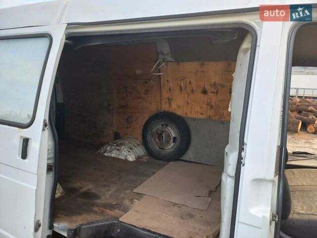 Білий ГАЗ 2705 Газель, об'ємом двигуна 2.5 л та пробігом 250 тис. км за 2800 $, фото 11 на Automoto.ua