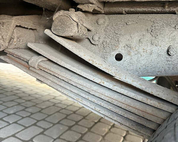 Белый ГАЗ 2705 Газель, объемом двигателя 2.46 л и пробегом 200 тыс. км за 1900 $, фото 11 на Automoto.ua