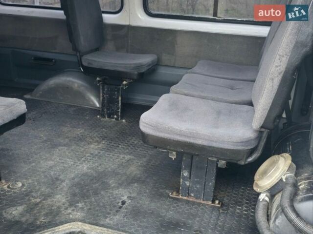 Белый ГАЗ 2705 Газель, объемом двигателя 2.3 л и пробегом 303 тыс. км за 2300 $, фото 10 на Automoto.ua