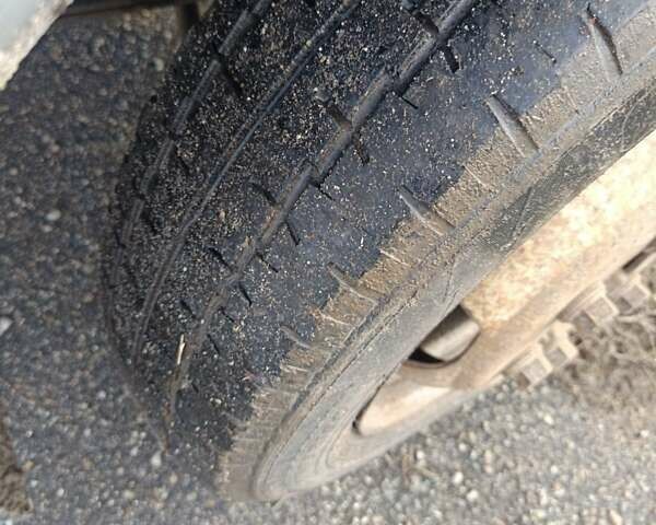 Красный ГАЗ 2705 Газель, объемом двигателя 2.5 л и пробегом 200 тыс. км за 2000 $, фото 6 на Automoto.ua