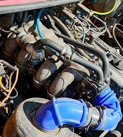 Красный ГАЗ 2705 Газель, объемом двигателя 2.4 л и пробегом 86 тыс. км за 2200 $, фото 4 на Automoto.ua