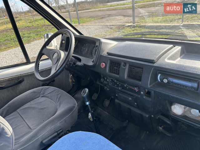 Білий ГАЗ 2752 Соболь, об'ємом двигуна 2.3 л та пробігом 35 тис. км за 1600 $, фото 13 на Automoto.ua