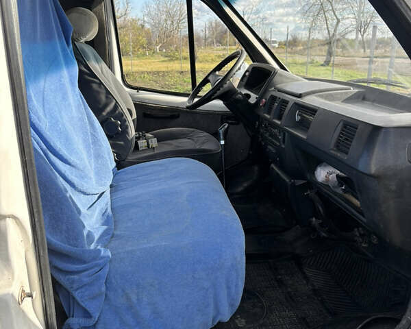 Білий ГАЗ 2752 Соболь, об'ємом двигуна 2.3 л та пробігом 35 тис. км за 1600 $, фото 4 на Automoto.ua