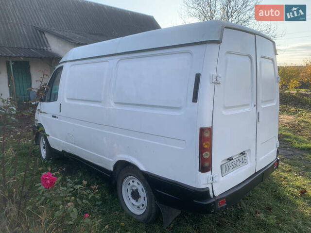 Белый ГАЗ 2752 Соболь, объемом двигателя 2.3 л и пробегом 130 тыс. км за 2500 $, фото 1 на Automoto.ua