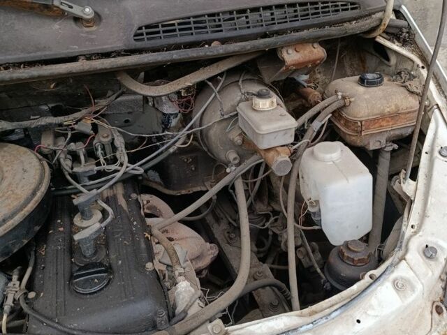 Белый ГАЗ 2752 Соболь, объемом двигателя 2.3 л и пробегом 22 тыс. км за 1000 $, фото 4 на Automoto.ua