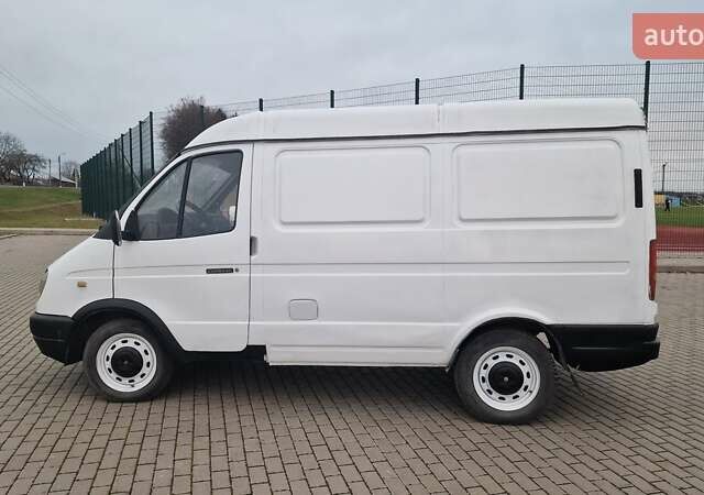 Белый ГАЗ 2752 Соболь, объемом двигателя 2.46 л и пробегом 214 тыс. км за 2200 $, фото 6 на Automoto.ua