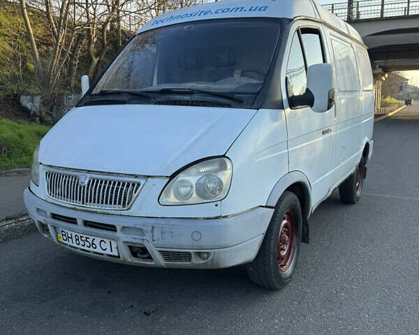 Белый ГАЗ 2752 Соболь, объемом двигателя 2.46 л и пробегом 200 тыс. км за 1850 $, фото 2 на Automoto.ua