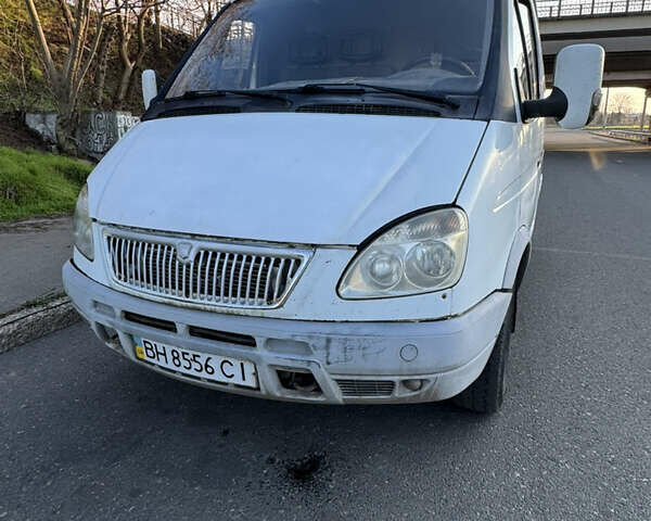 Белый ГАЗ 2752 Соболь, объемом двигателя 2.46 л и пробегом 200 тыс. км за 1850 $, фото 1 на Automoto.ua