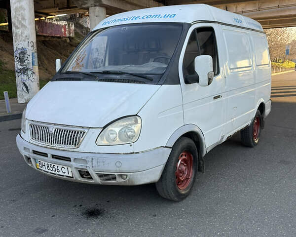 Белый ГАЗ 2752 Соболь, объемом двигателя 2.46 л и пробегом 200 тыс. км за 1850 $, фото 3 на Automoto.ua