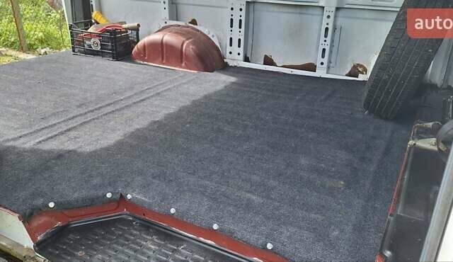 Белый ГАЗ 2752 Соболь, объемом двигателя 2.3 л и пробегом 88 тыс. км за 2300 $, фото 7 на Automoto.ua