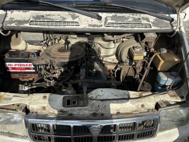 ГАЗ 2752 Соболь 1999 у Житомирі на Automoto.ua Білий ГАЗ 2752 Соболь, об'ємом двигуна 2.3 л та пробігом 35 тис. км за 1600 $, фото 1 на Automoto.ua