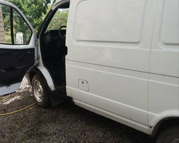 Білий ГАЗ 2752 Соболь, об'ємом двигуна 2.3 л та пробігом 97 тис. км за 1000 $, фото 4 на Automoto.ua