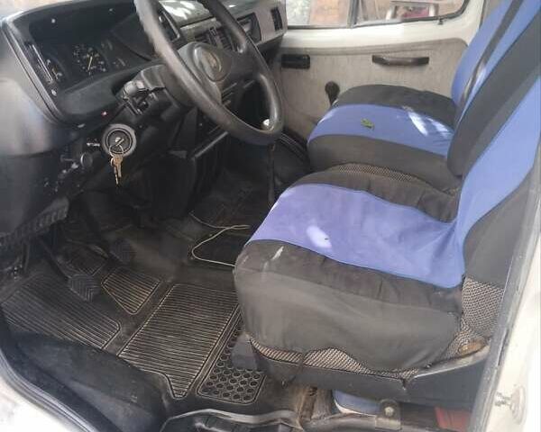Білий ГАЗ 2752 Соболь, об'ємом двигуна 2.3 л та пробігом 97 тис. км за 1000 $, фото 18 на Automoto.ua