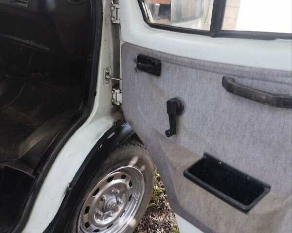 Білий ГАЗ 2752 Соболь, об'ємом двигуна 2.3 л та пробігом 97 тис. км за 1000 $, фото 7 на Automoto.ua
