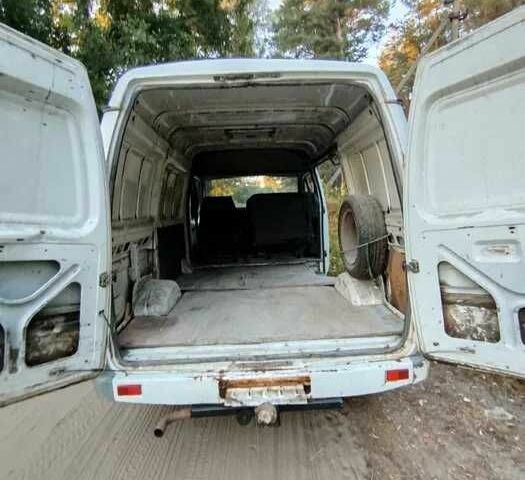 Белый ГАЗ 2752 Соболь, объемом двигателя 2.3 л и пробегом 3 тыс. км за 2100 $, фото 4 на Automoto.ua