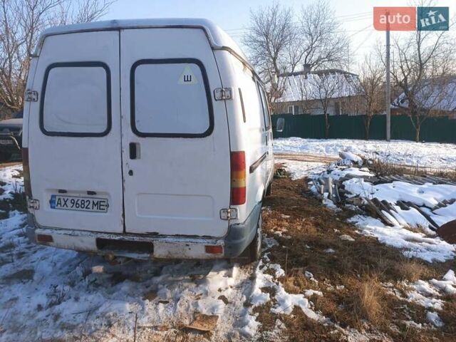 Белый ГАЗ 2752 Соболь, объемом двигателя 2.4 л и пробегом 200 тыс. км за 1450 $, фото 6 на Automoto.ua
