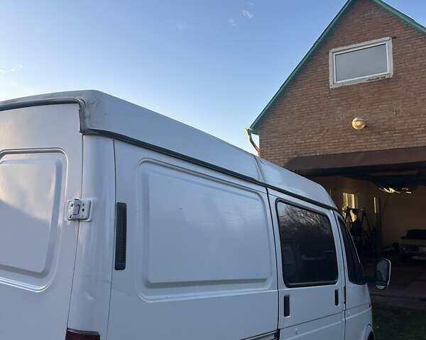 ГАЗ 2752 Соболь 2005 у Хороле на Automoto.ua Білий ГАЗ 2752 Соболь, об'ємом двигуна 0 л та пробігом 400 тис. км за 2000 $, фото 4 на Automoto.ua