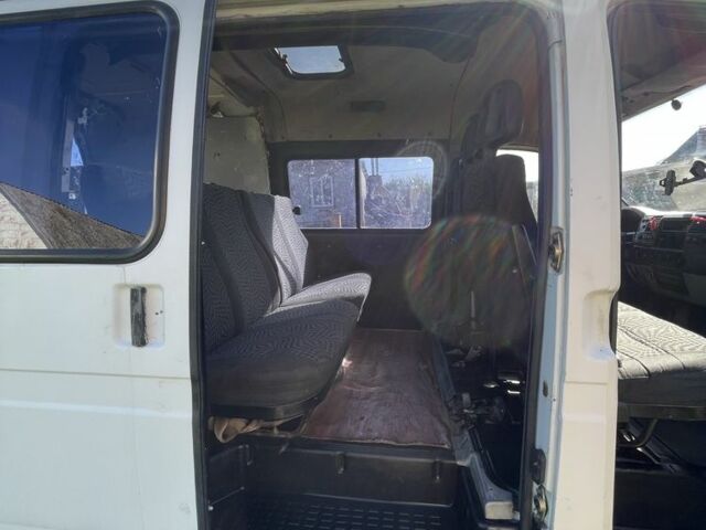 Білий ГАЗ 2752 Соболь, об'ємом двигуна 2.5 л та пробігом 237 тис. км за 1404 $, фото 2 на Automoto.ua