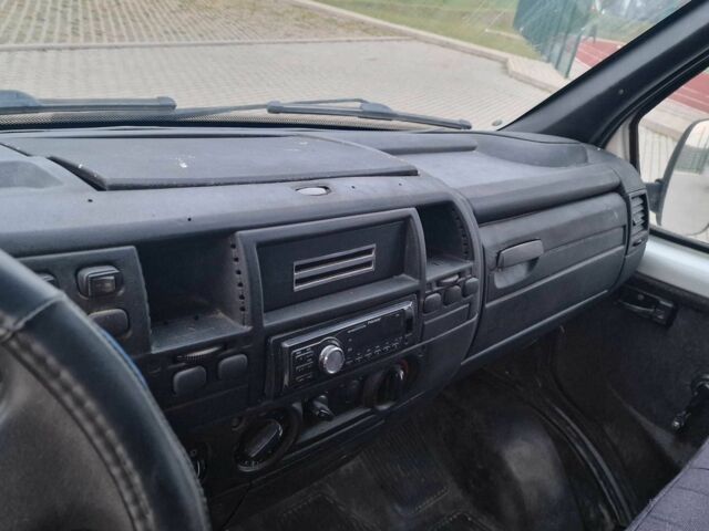 Белый ГАЗ 2752 Соболь, объемом двигателя 2.5 л и пробегом 214 тыс. км за 2200 $, фото 16 на Automoto.ua