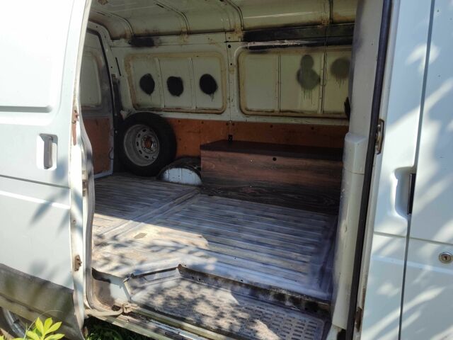 ГАЗ 2752 Соболь 2007 в Коростене на Automoto.ua Белый ГАЗ 2752 Соболь, объемом двигателя 2.5 л и пробегом 52 тыс. км за 3000 $, фото 15 на Automoto.ua