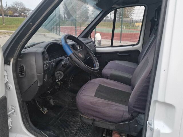 Белый ГАЗ 2752 Соболь, объемом двигателя 2.5 л и пробегом 214 тыс. км за 2200 $, фото 14 на Automoto.ua