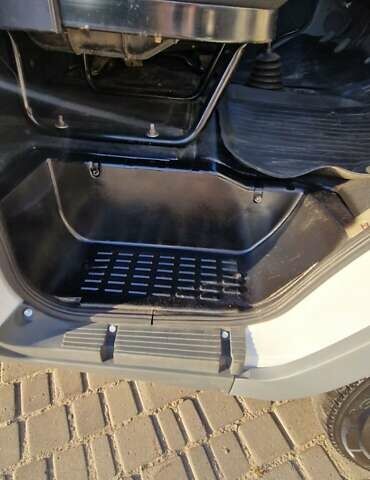 Белый ГАЗ 2752 Соболь, объемом двигателя 0 л и пробегом 1 тыс. км за 3000 $, фото 15 на Automoto.ua