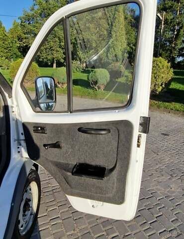 Белый ГАЗ 2752 Соболь, объемом двигателя 0 л и пробегом 1 тыс. км за 3000 $, фото 16 на Automoto.ua