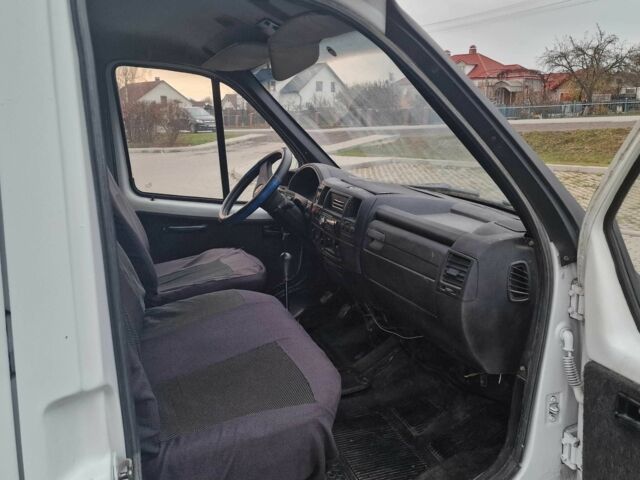 Белый ГАЗ 2752 Соболь, объемом двигателя 2.5 л и пробегом 214 тыс. км за 2200 $, фото 13 на Automoto.ua