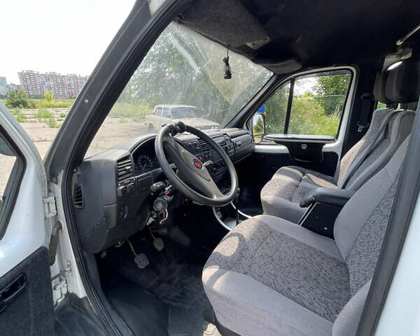 Білий ГАЗ 2752 Соболь, об'ємом двигуна 2.46 л та пробігом 100 тис. км за 2200 $, фото 10 на Automoto.ua
