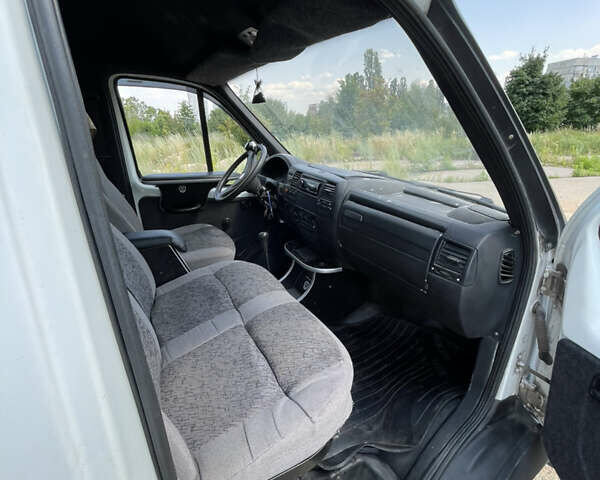 Білий ГАЗ 2752 Соболь, об'ємом двигуна 2.46 л та пробігом 100 тис. км за 2200 $, фото 8 на Automoto.ua