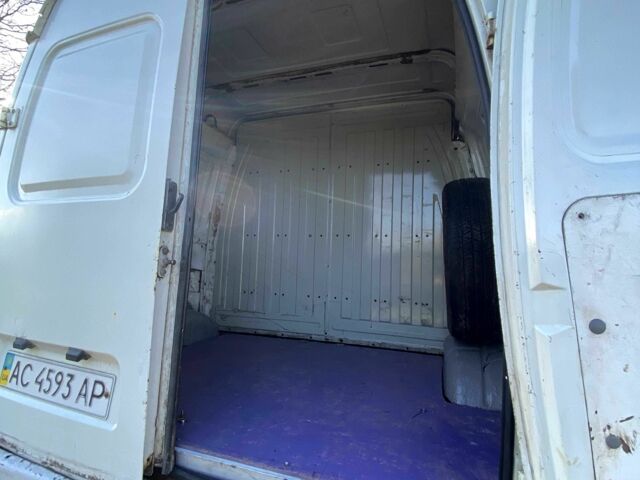 Белый ГАЗ 2752 Соболь, объемом двигателя 2.5 л и пробегом 230 тыс. км за 2600 $, фото 11 на Automoto.ua