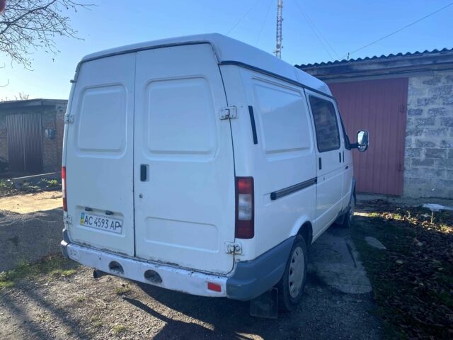 Белый ГАЗ 2752 Соболь, объемом двигателя 2.5 л и пробегом 230 тыс. км за 2600 $, фото 3 на Automoto.ua