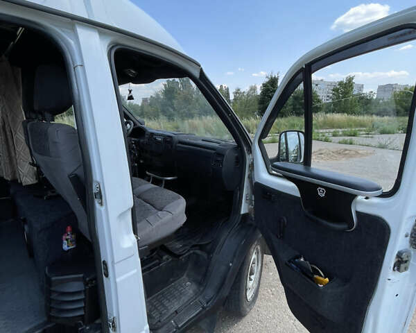 Білий ГАЗ 2752 Соболь, об'ємом двигуна 2.46 л та пробігом 100 тис. км за 2200 $, фото 9 на Automoto.ua