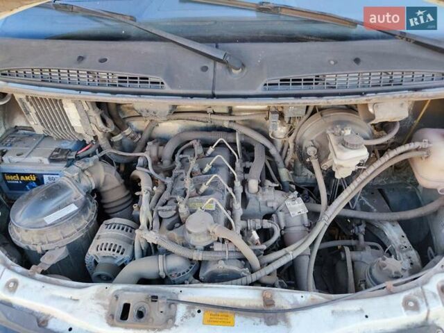 Белый ГАЗ 2752 Соболь, объемом двигателя 2.78 л и пробегом 172 тыс. км за 5500 $, фото 14 на Automoto.ua