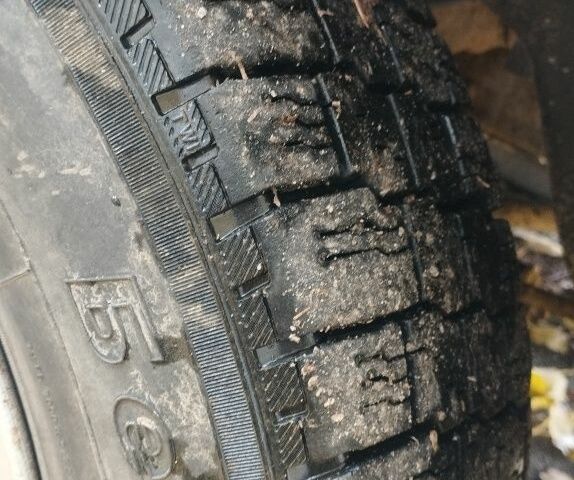 Белый ГАЗ 2752 Соболь, объемом двигателя 2.3 л и пробегом 150 тыс. км за 1300 $, фото 6 на Automoto.ua