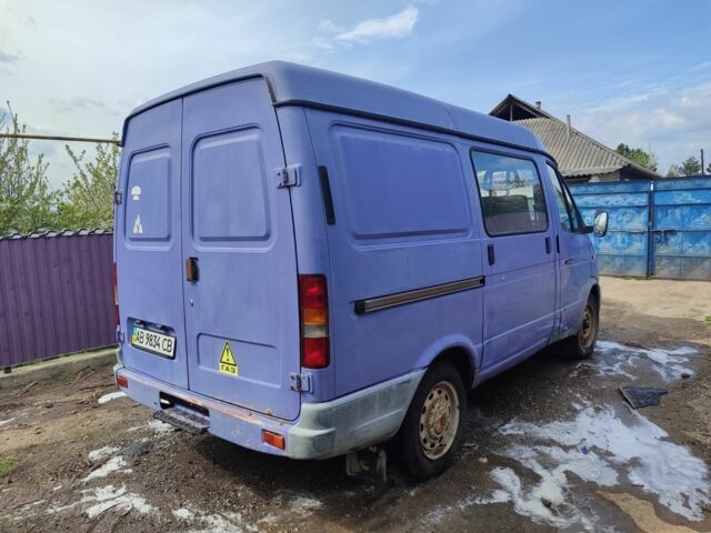 Фиолетовый ГАЗ 2752 Соболь, объемом двигателя 2.3 л и пробегом 96 тыс. км за 2000 $, фото 4 на Automoto.ua