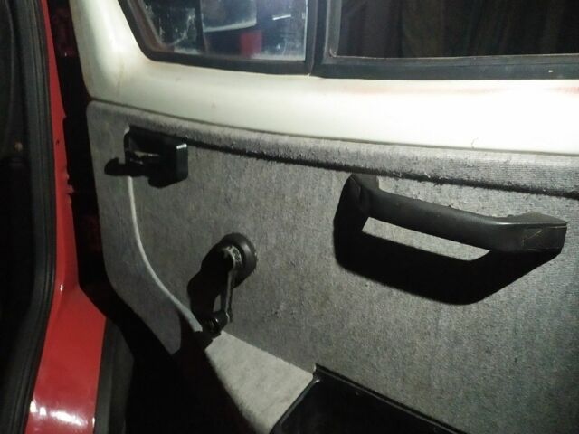 Червоний ГАЗ 2752 Соболь, об'ємом двигуна 0 л та пробігом 123 тис. км за 2901 $, фото 7 на Automoto.ua