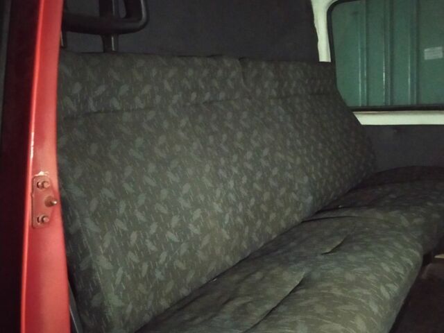 Червоний ГАЗ 2752 Соболь, об'ємом двигуна 0 л та пробігом 123 тис. км за 2901 $, фото 9 на Automoto.ua