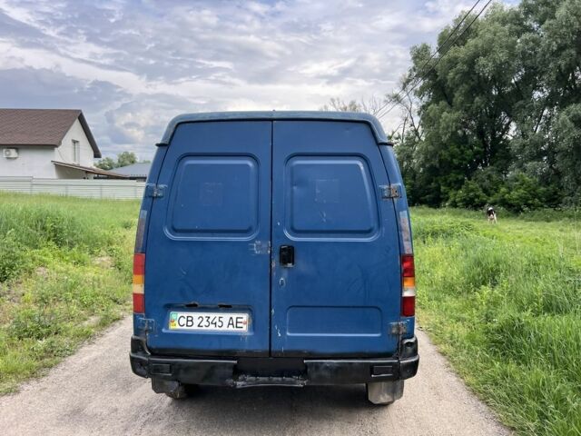 Синий ГАЗ 2752 Соболь, объемом двигателя 2.3 л и пробегом 150 тыс. км за 1000 $, фото 4 на Automoto.ua