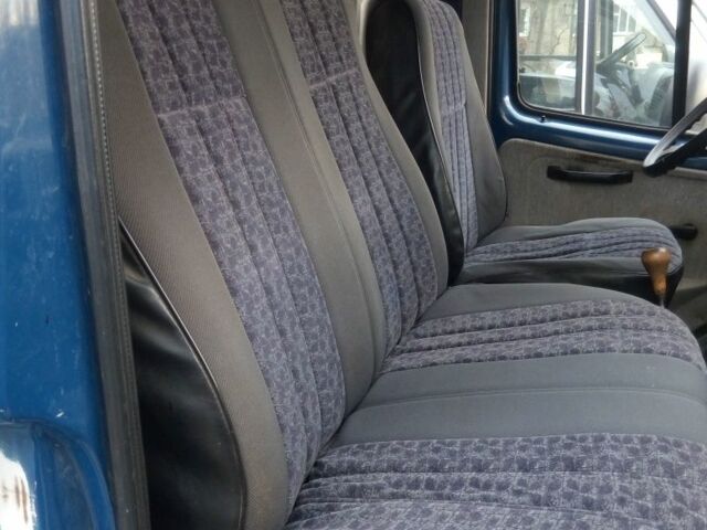 Синій ГАЗ 2752 Соболь, об'ємом двигуна 2.9 л та пробігом 105 тис. км за 2200 $, фото 4 на Automoto.ua