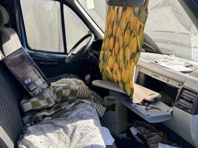 ГАЗ 2752 Соболь 2006 в Ивано-Франковске на Automoto.ua Синий ГАЗ 2752 Соболь, объемом двигателя 0 л и пробегом 64 тыс. км за 100 $, фото 9 на Automoto.ua