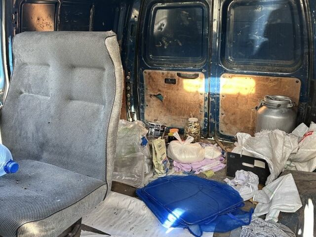 ГАЗ 2752 Соболь 2006 в Ивано-Франковске на Automoto.ua Синий ГАЗ 2752 Соболь, объемом двигателя 0 л и пробегом 64 тыс. км за 100 $, фото 13 на Automoto.ua