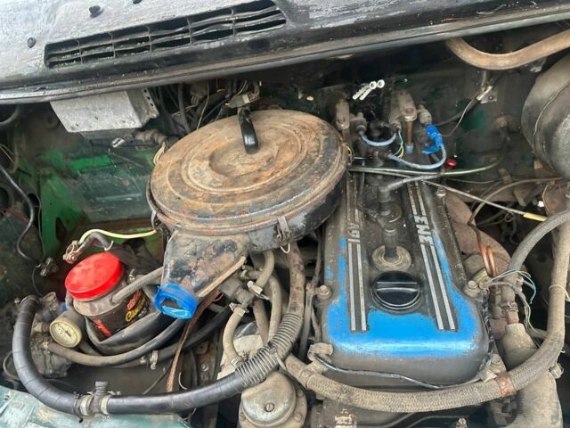 Зеленый ГАЗ 2752 Соболь, объемом двигателя 2.3 л и пробегом 200 тыс. км за 900 $, фото 5 на Automoto.ua