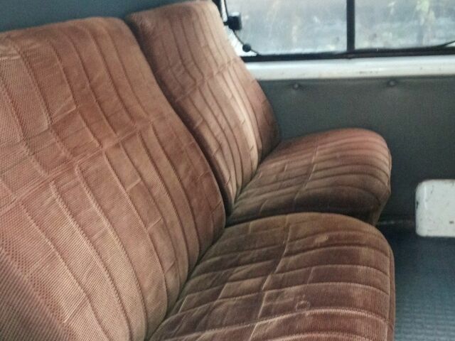 Зелений ГАЗ 2752 Соболь, об'ємом двигуна 2.7 л та пробігом 130 тис. км за 1360 $, фото 5 на Automoto.ua